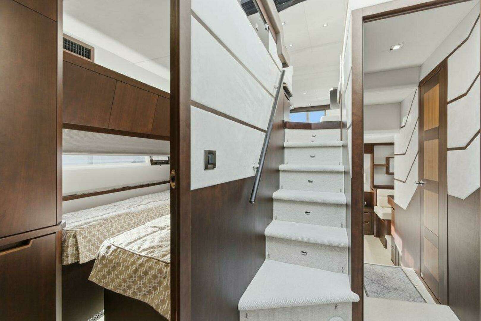 2017 Galeon 560 Sky - Image 25
