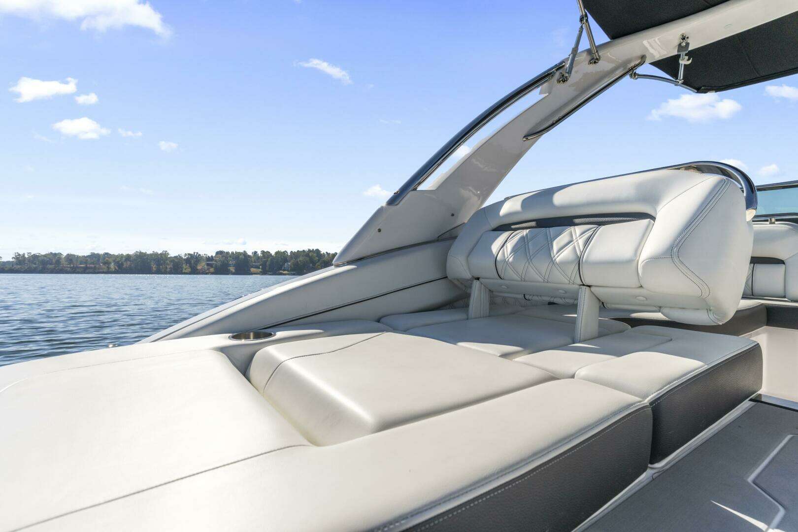 2021 Regal LS6 - Image 29
