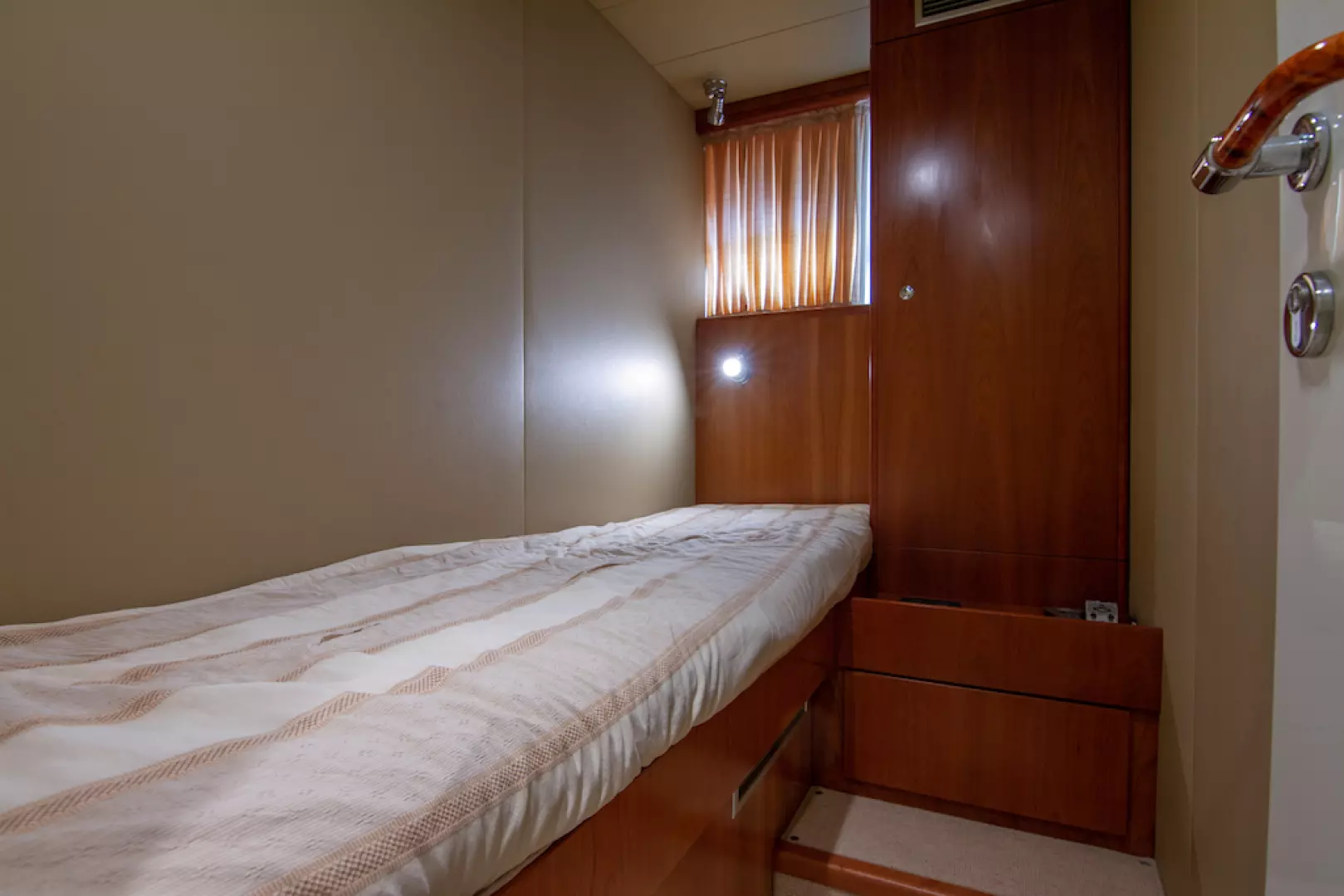 2005 Ferretti Yachts 76 - Image 53