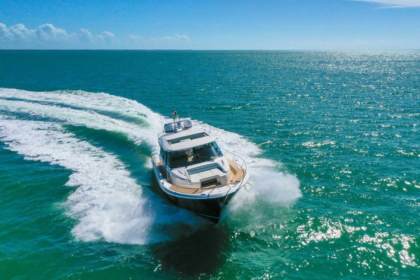 2023 Tiara Yachts EX 60 - Image 11