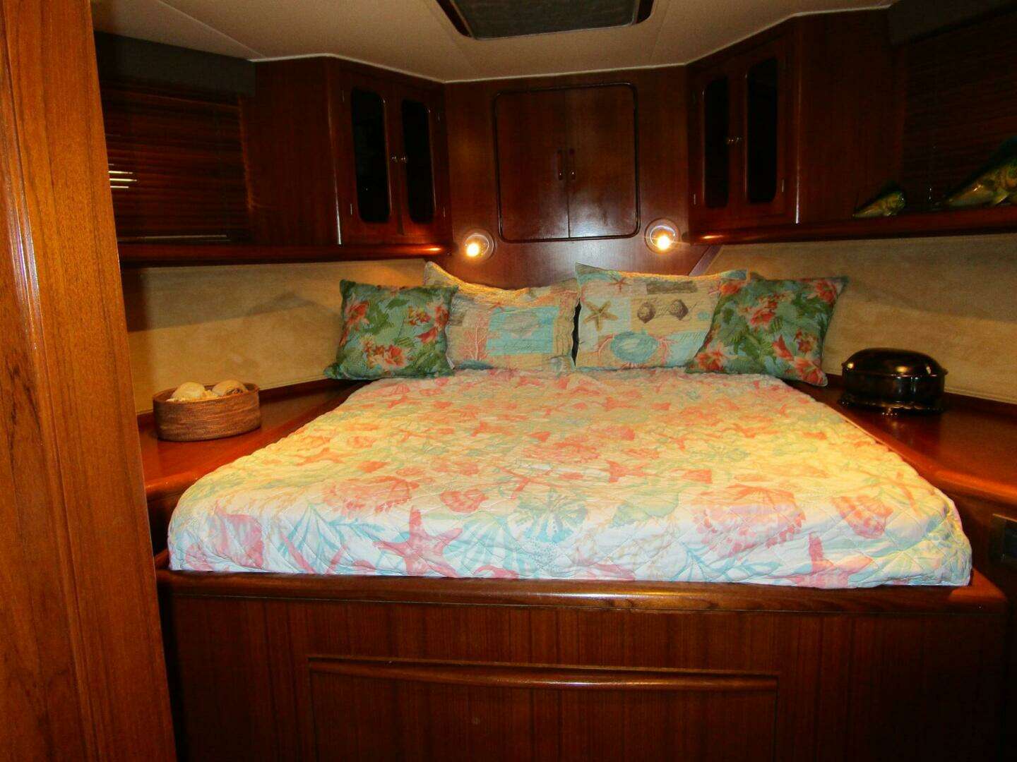 1990 Viking Cockpit Motor Yacht - Image 29