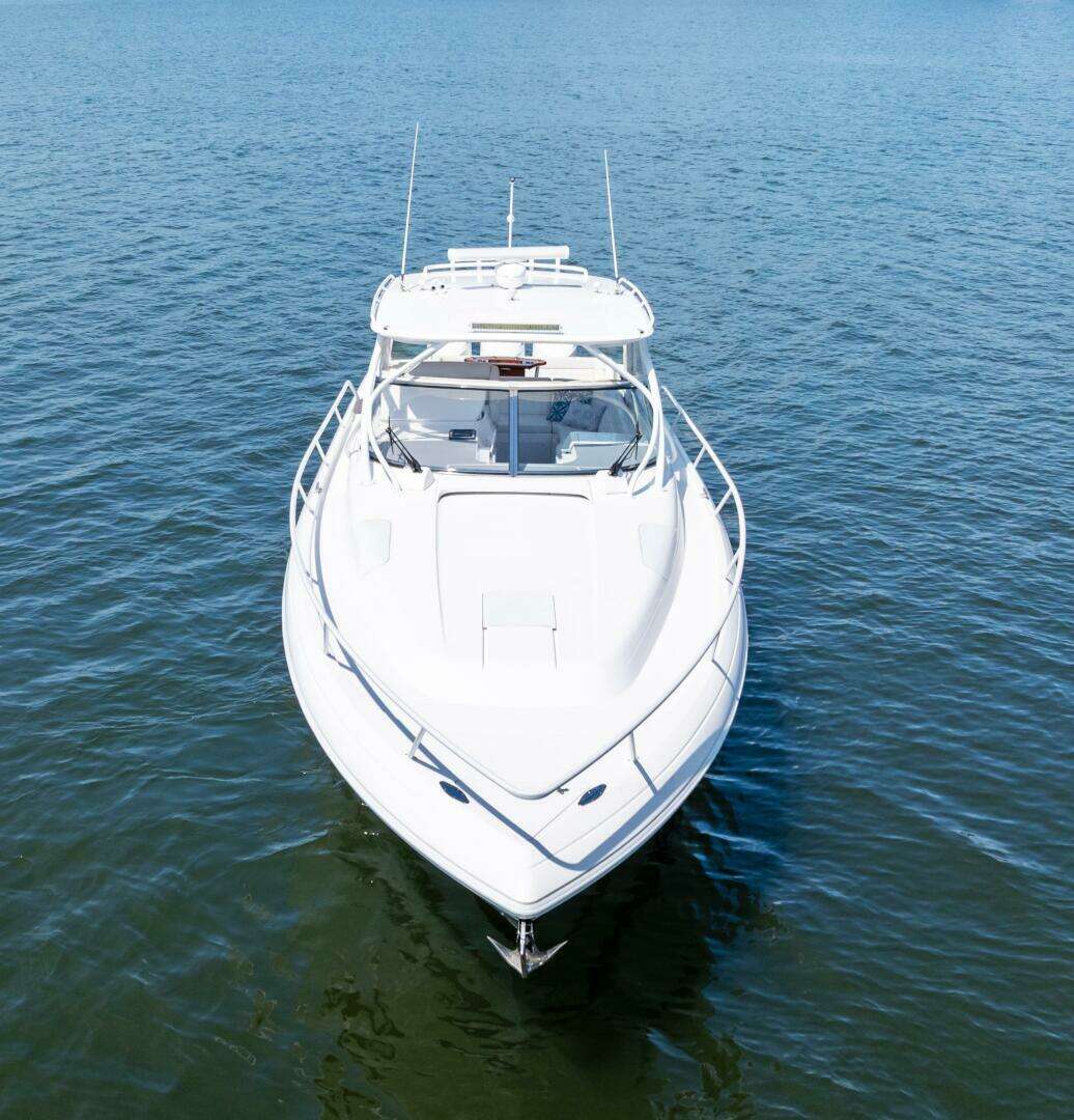 2015 Intrepid 430 Sport Yacht - Image 3