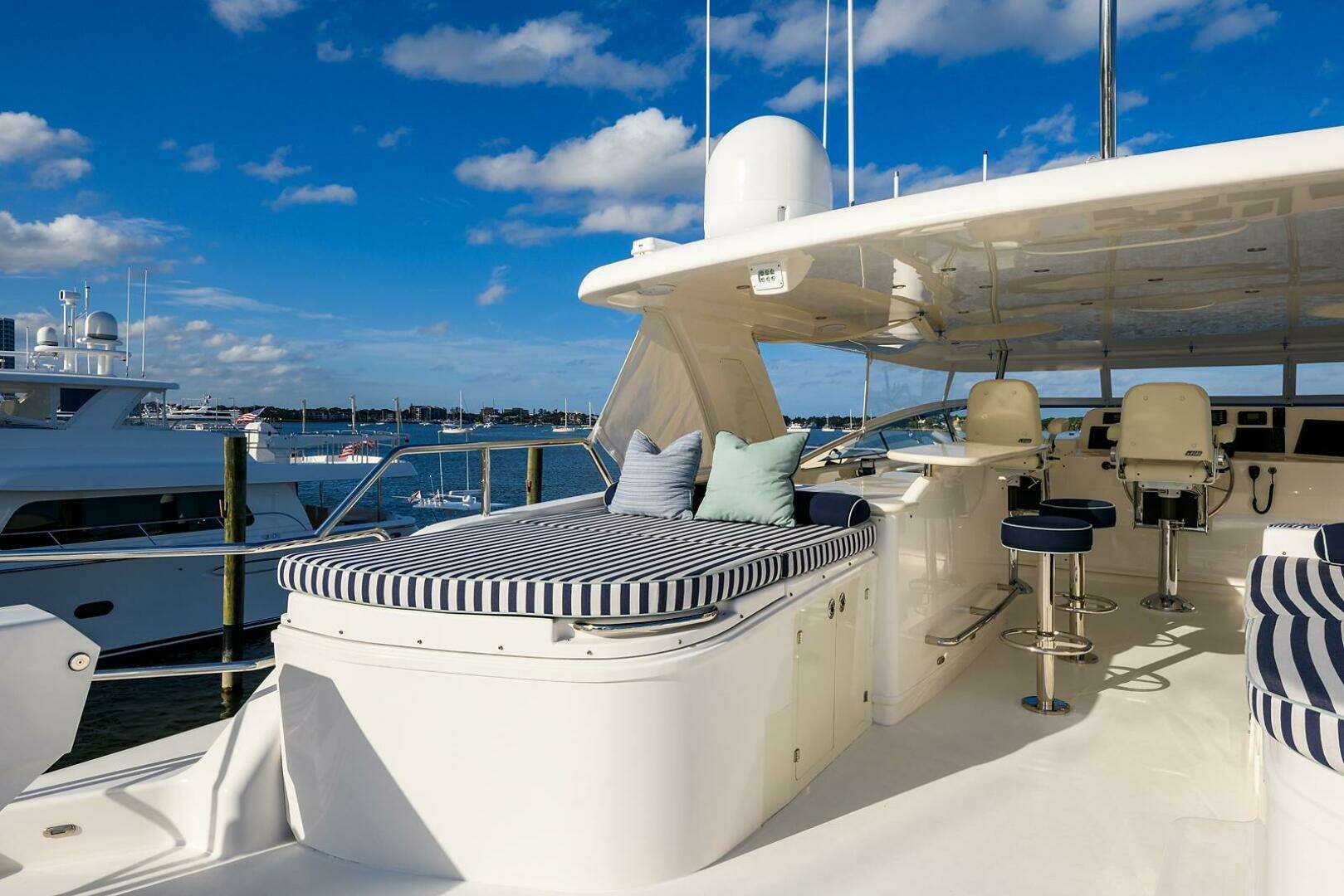2009 Pacific Mariner — - Image 18