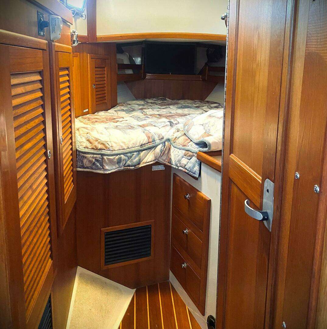 2000 Pacific Seacraft 37 - Image 7
