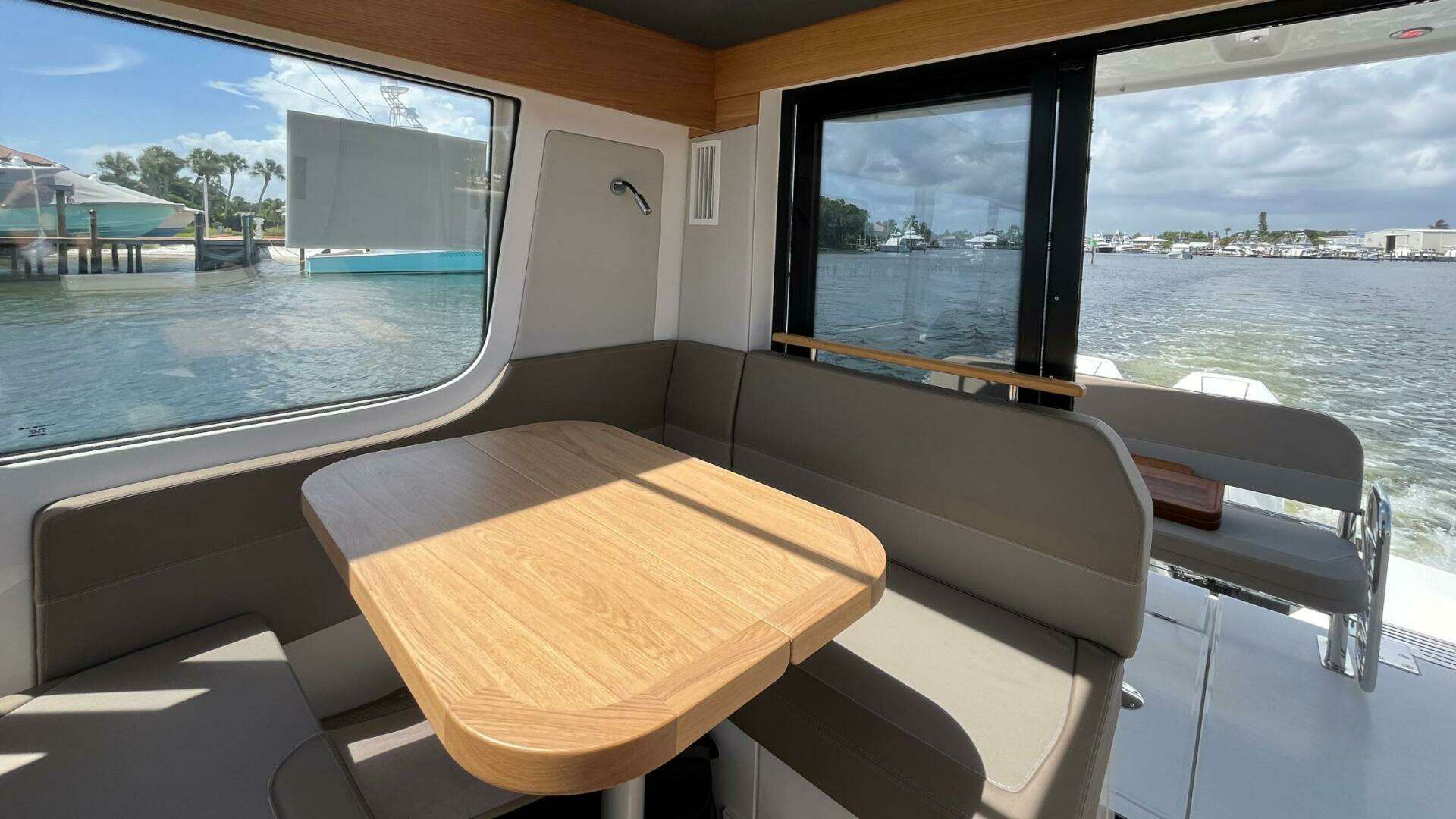 2025 Nimbus Commuter 11 - Image 19