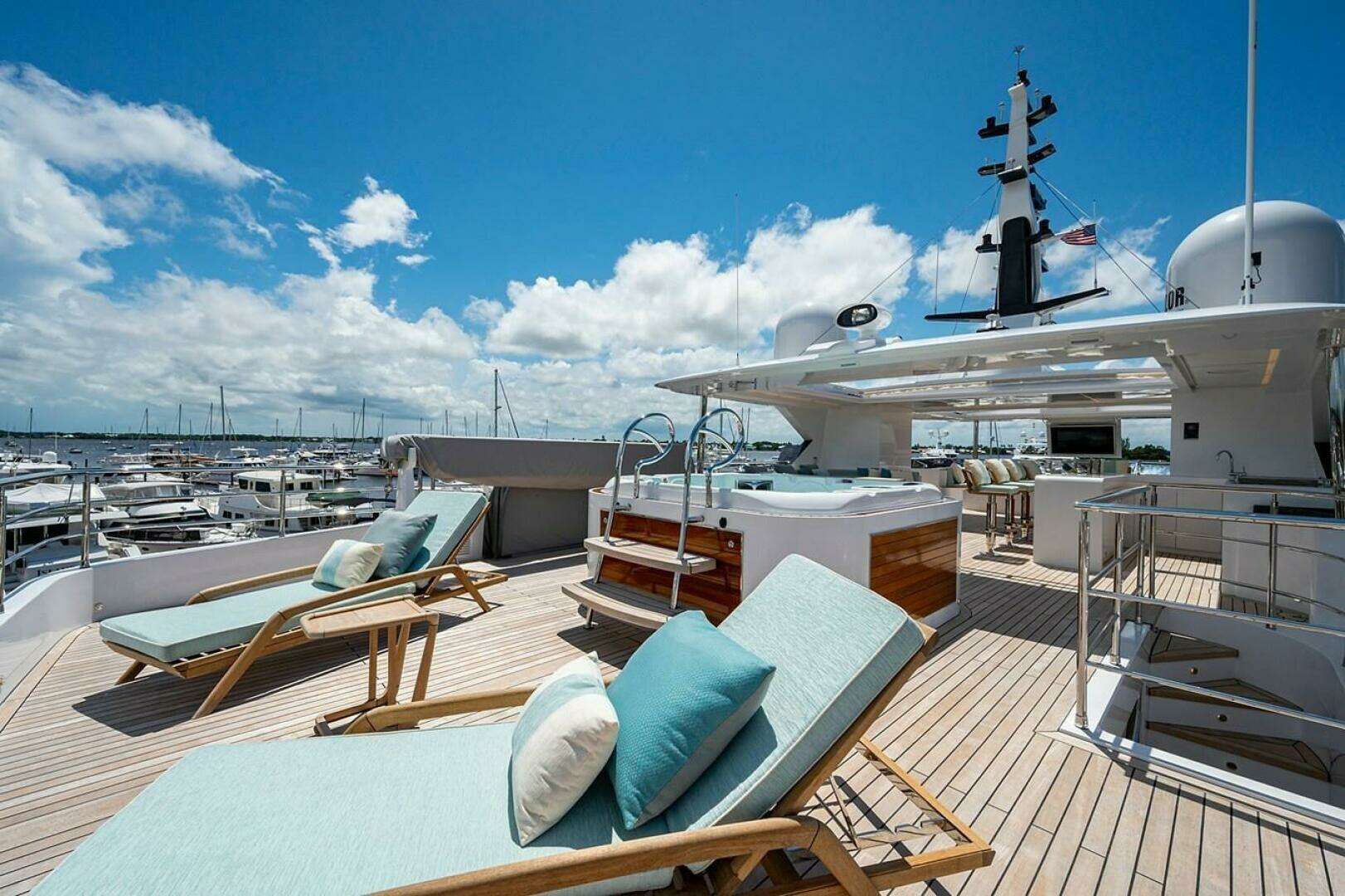 2020 Majesty Yachts 140 - Image 11