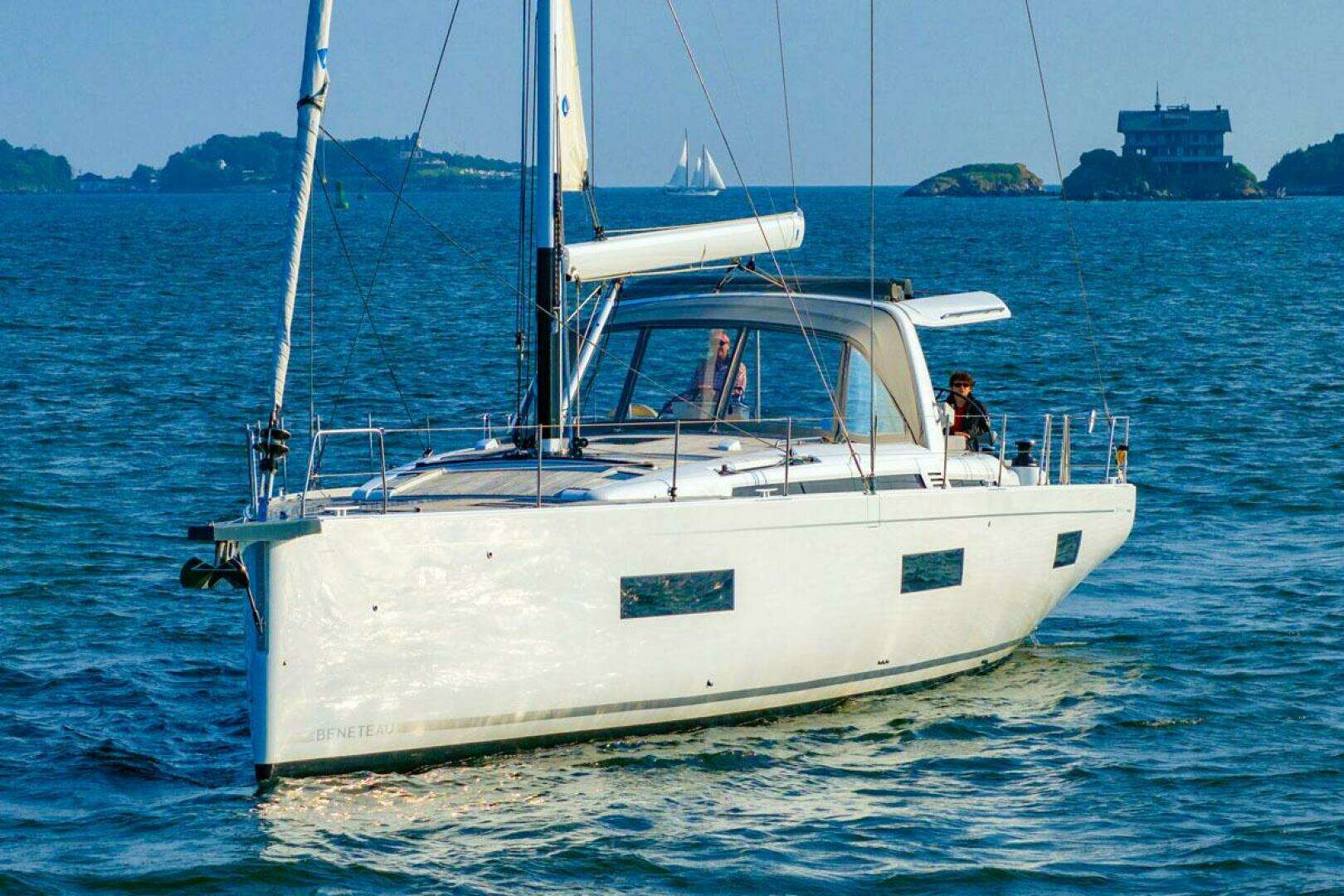 2023 Beneteau Oceanis 60 - Image 8