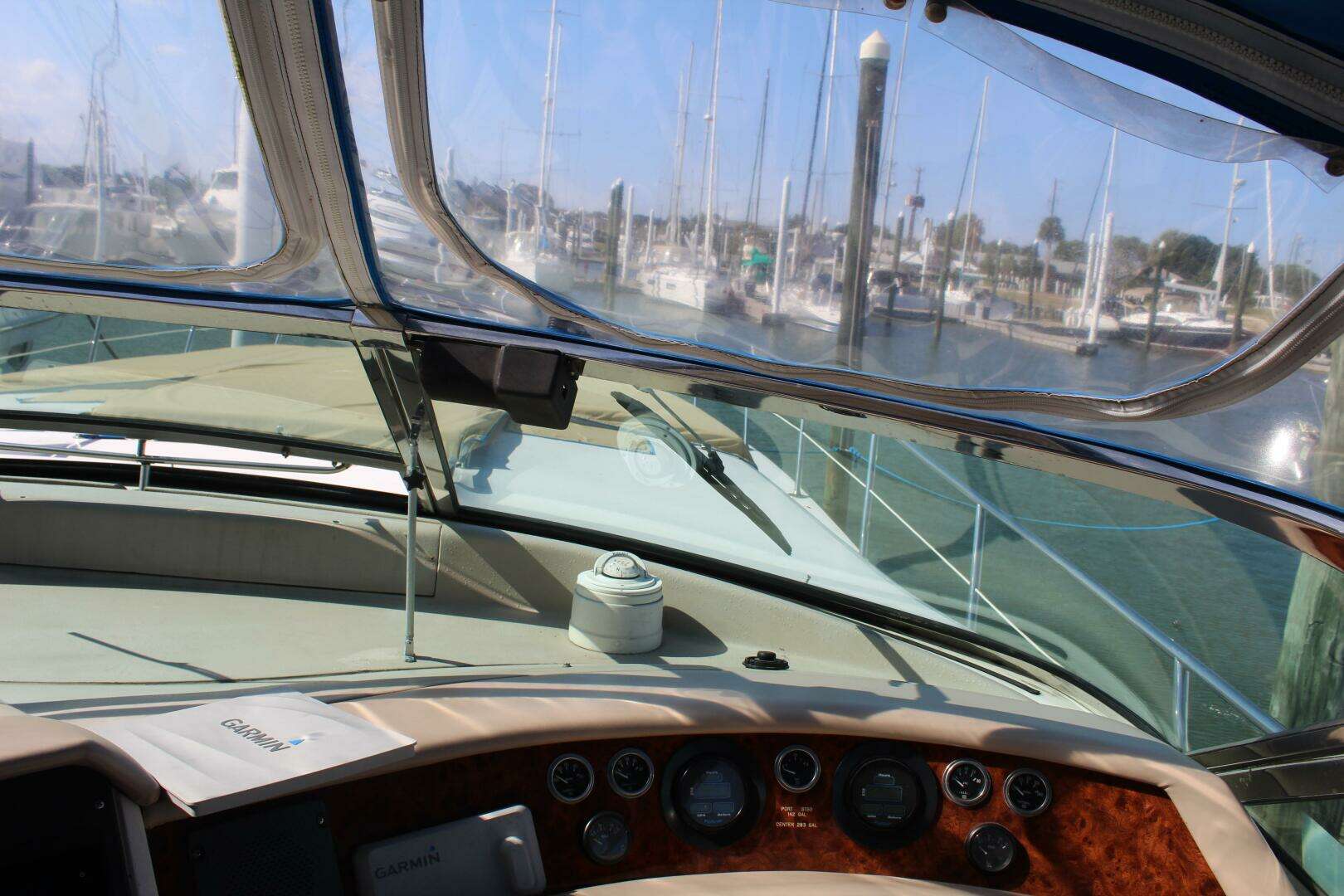 1996 Sea Ray 500 Sundancer - Image 22