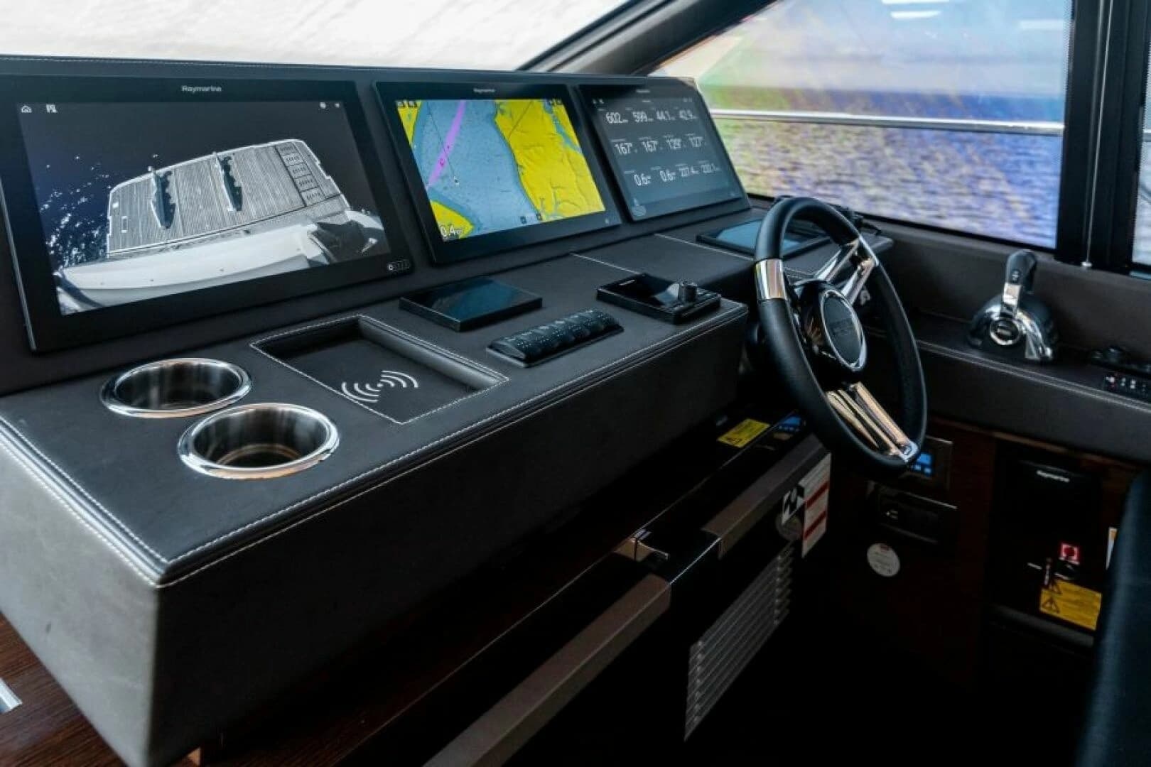 2020 Prestige 630 Flybridge - Image 40