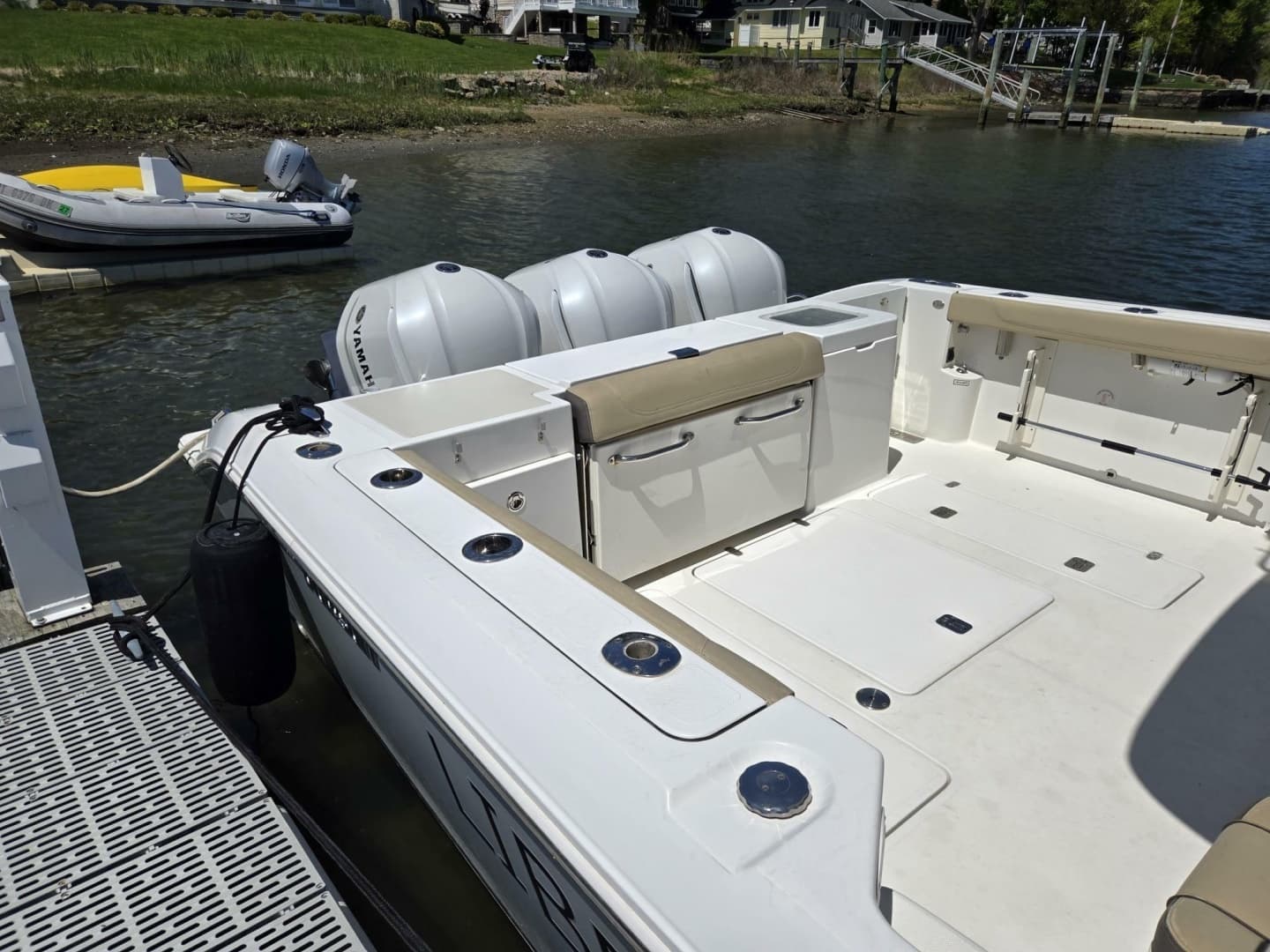 2019 Pursuit 355 Offshore - Image 57