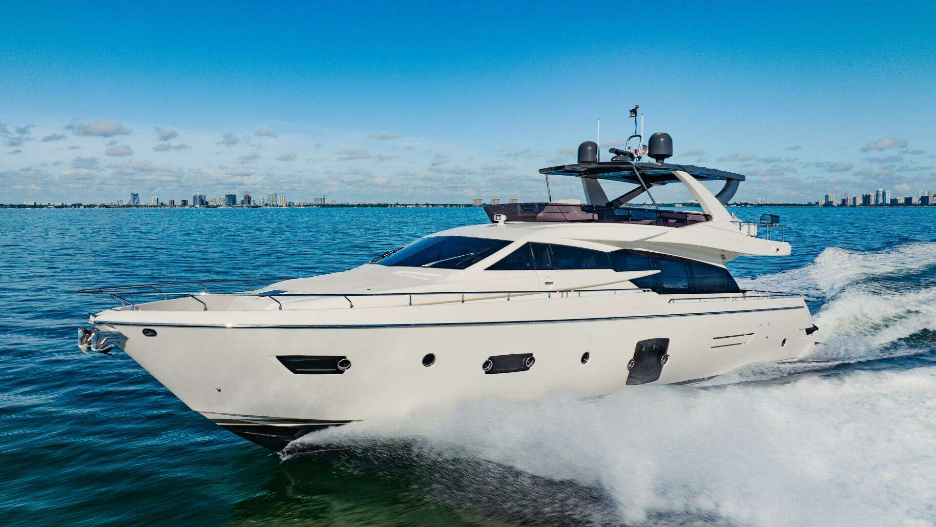 2017 Ferretti Yachts 750 - Image 7