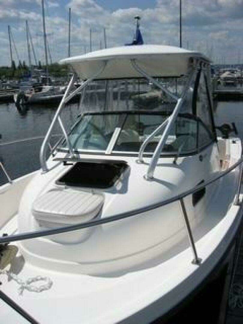 2004 Bayliner — - Image 3