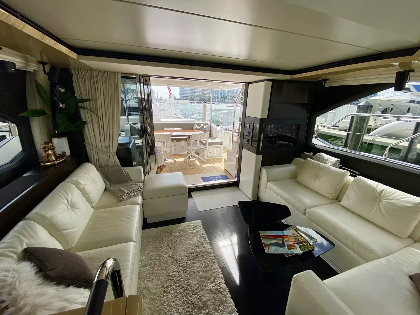 2018 Azimut Flybridge - Image 63
