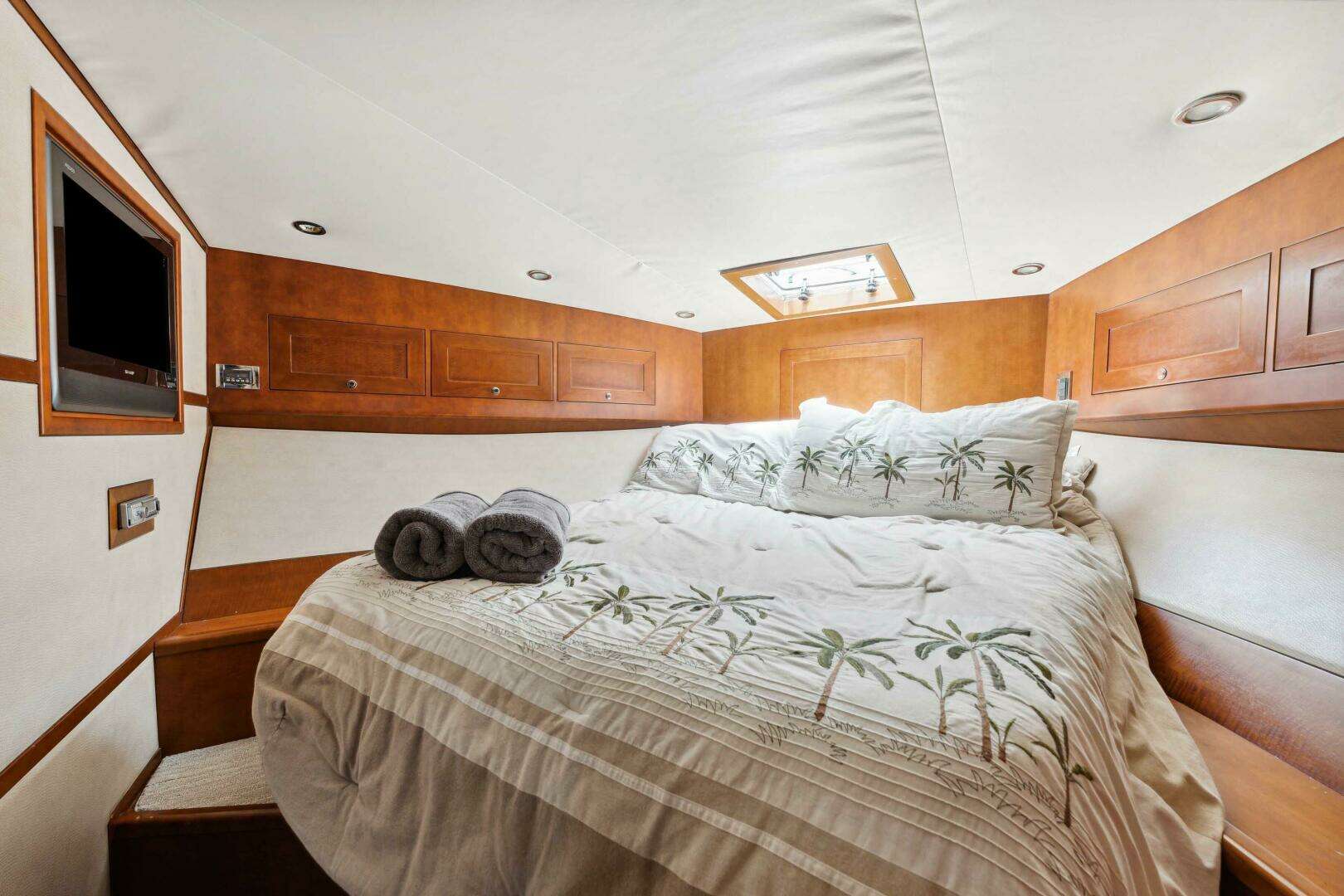 2012 Bertram 60 Custom Sportfish - Image 14