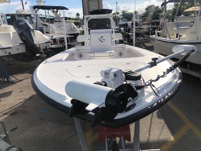 Piranha Alem F2000 boat, 2022 model, parked in a marina.
