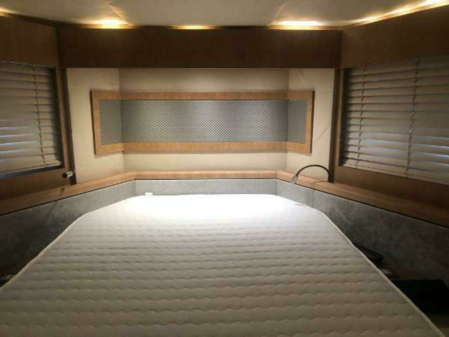 2012 Monte Carlo Yachts 76 - Image 19