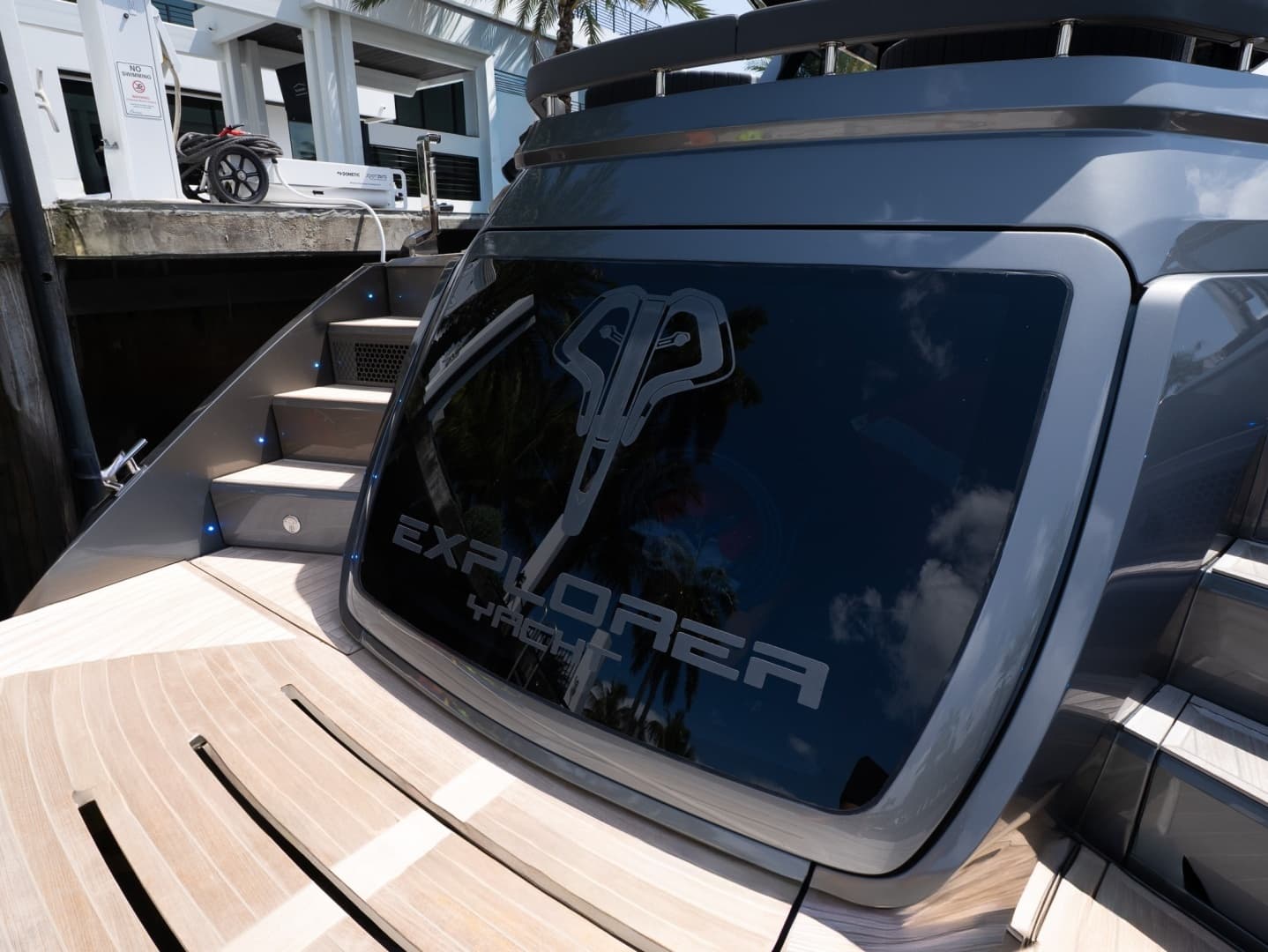2024 Explorer EX62 - Image 42