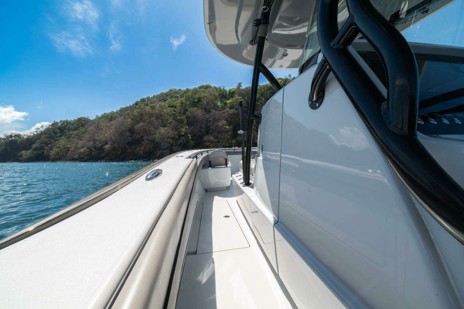 2021 Valhalla Boatworks V-37 - Image 22