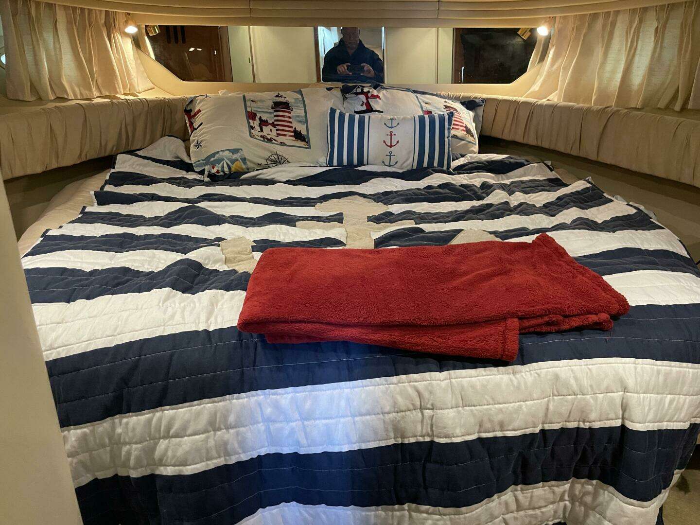 2001 Sea Ray 380 Sundancer - Image 30