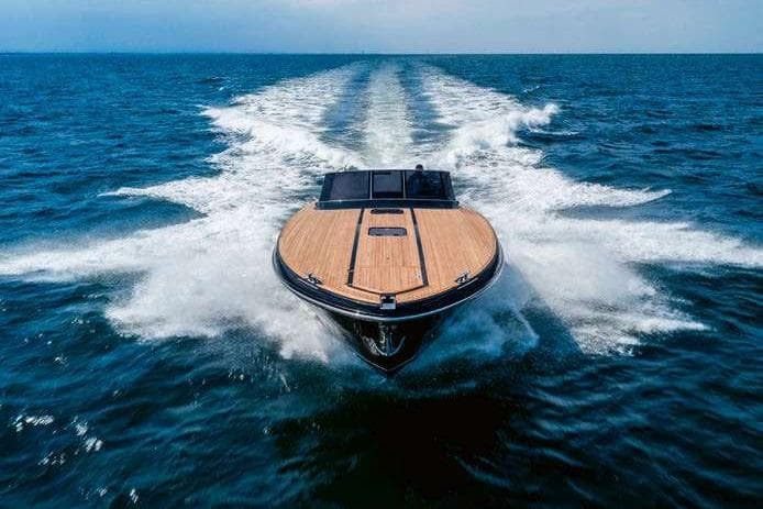 2013 Itama 62