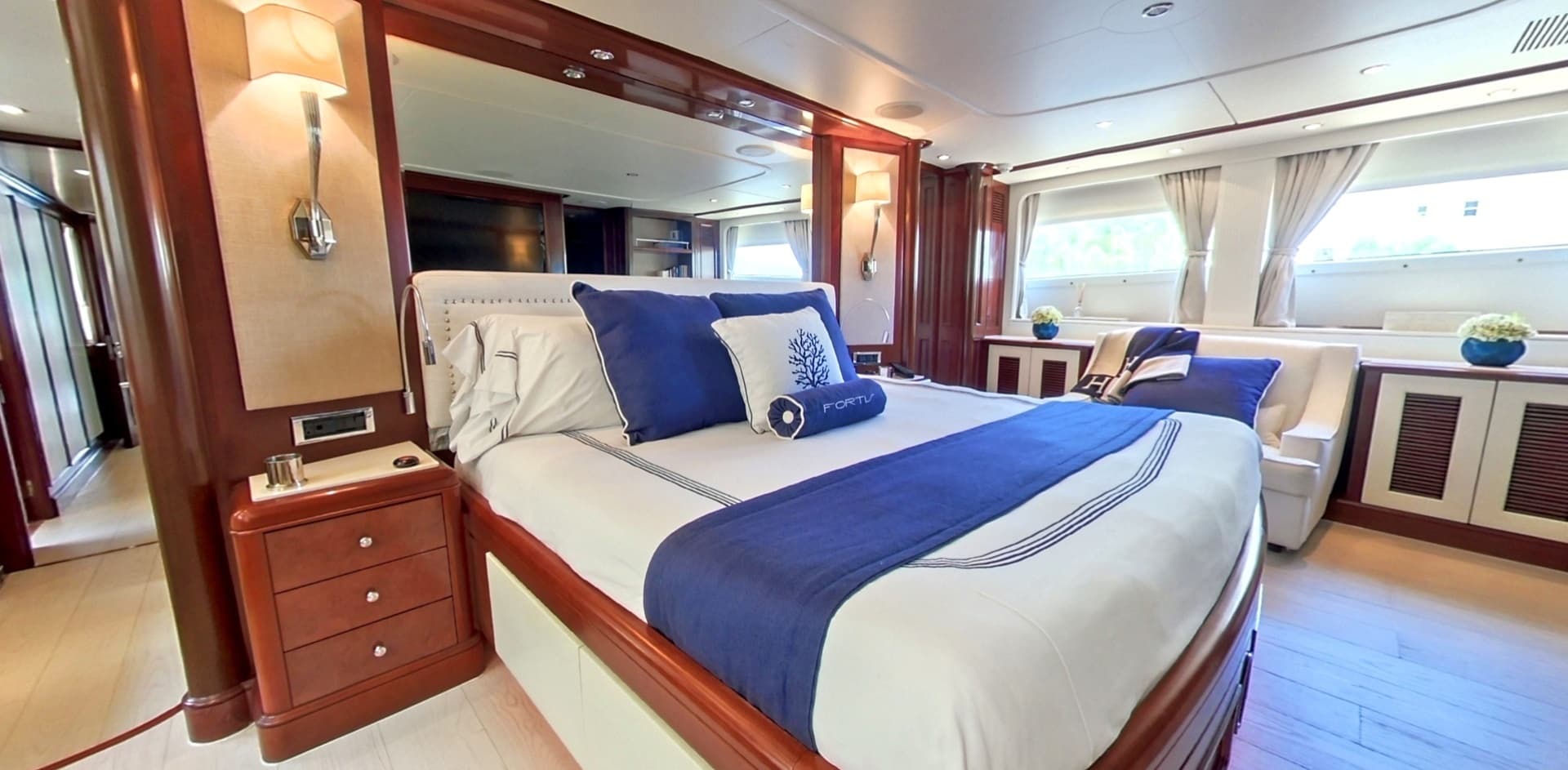 2003 Benetti 115 Classic - Image 16