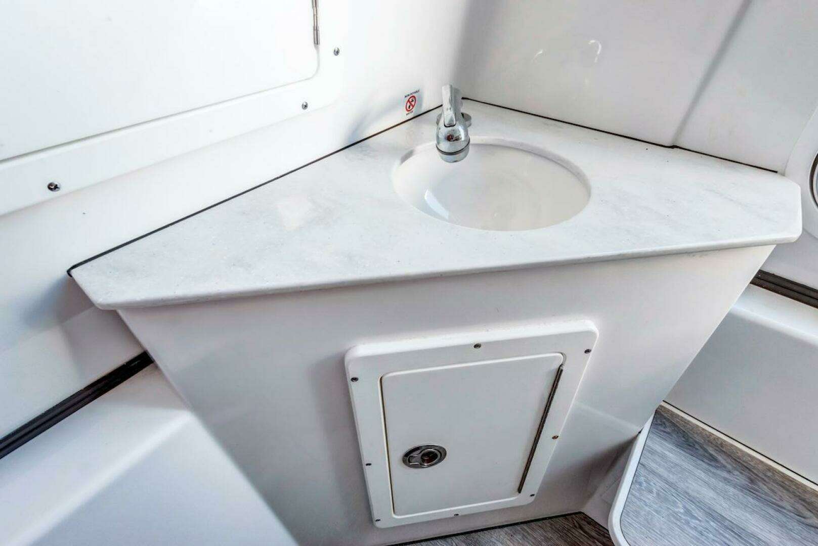 2022 Sportsman Open 352 Center Console - Image 32