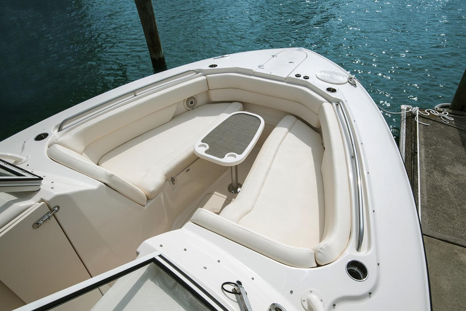 Manufacturer Provided Image: Grady-White Freedom 307 2020 boat with spacious seating and table on the deck.