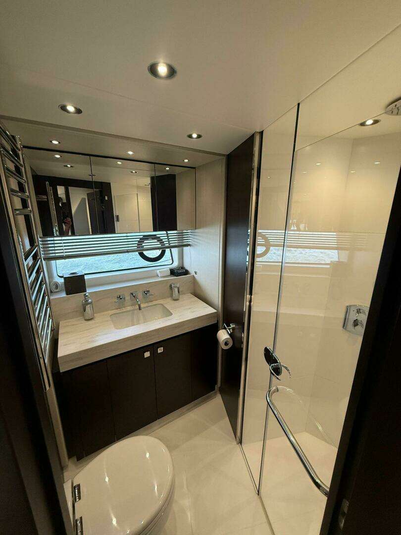 2021 Sunseeker 76 Yacht - Image 42