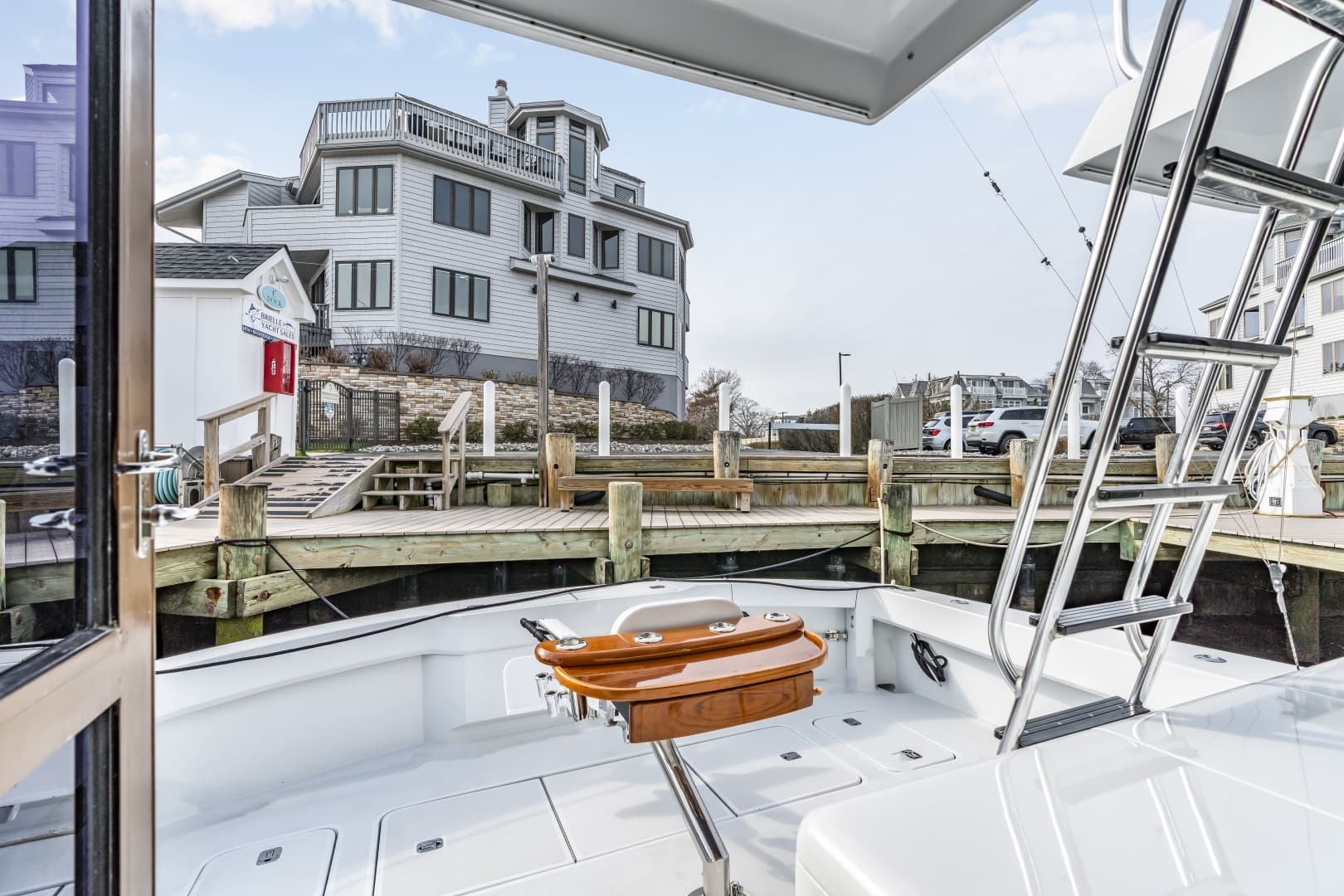 2001 Hatteras 55 Convertible - Image 74
