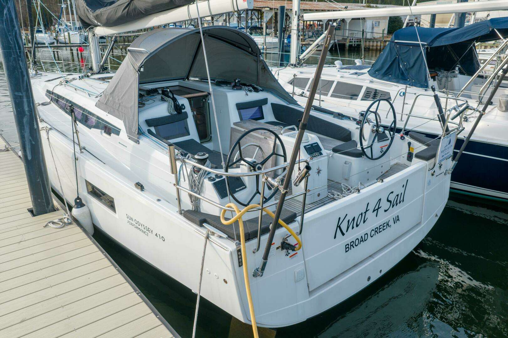 2023 Jeanneau Sun Odyssey 410 - Image 3