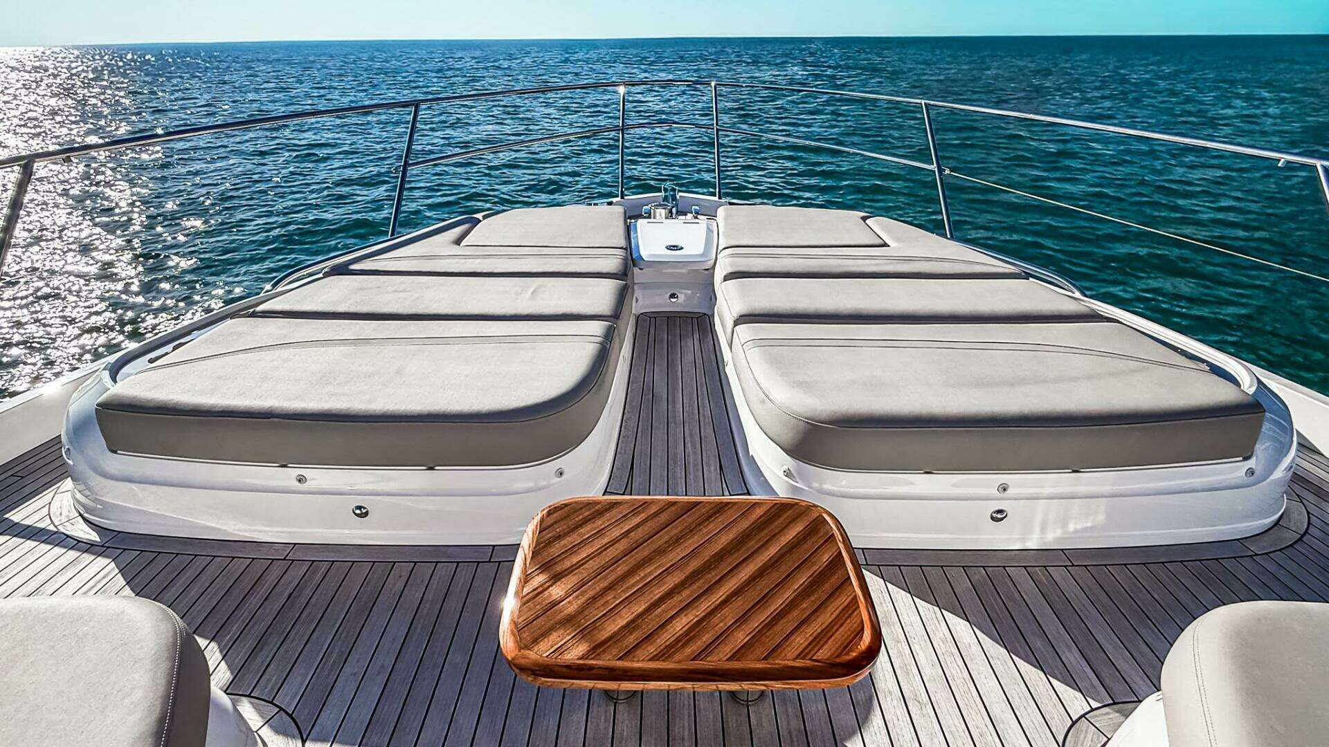 2026 Princess S65 Sportbridge - Image 90