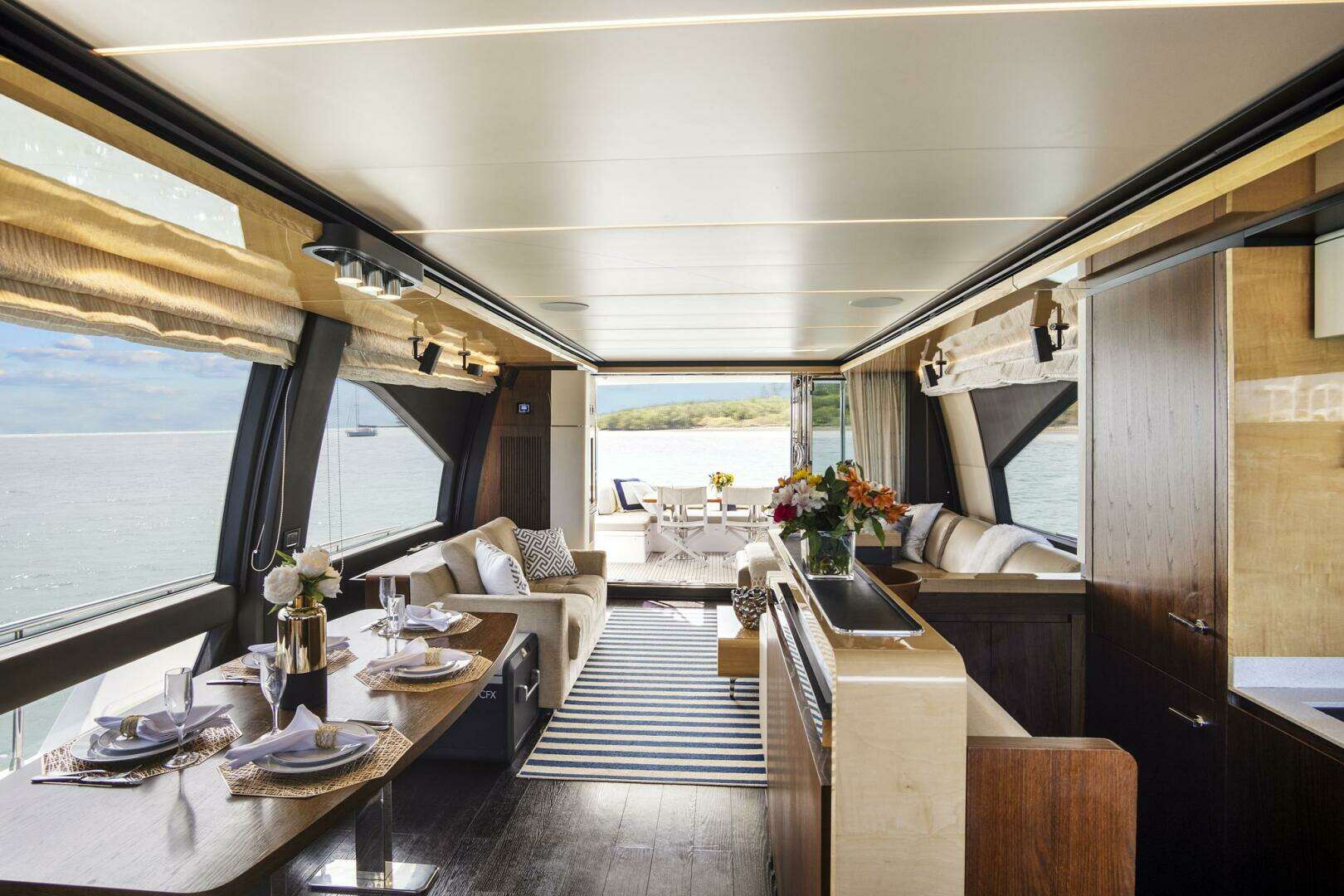 2017 Azimut 72 Flybridge - Image 30