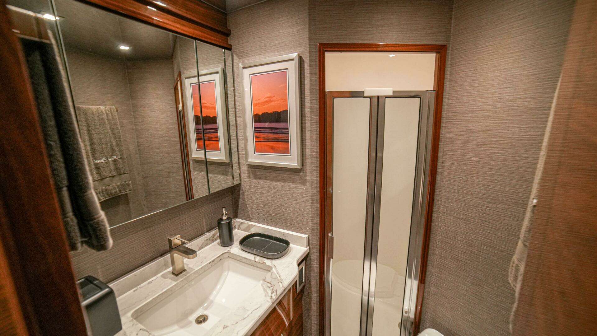2023 Viking 72 Convertible - Image 58