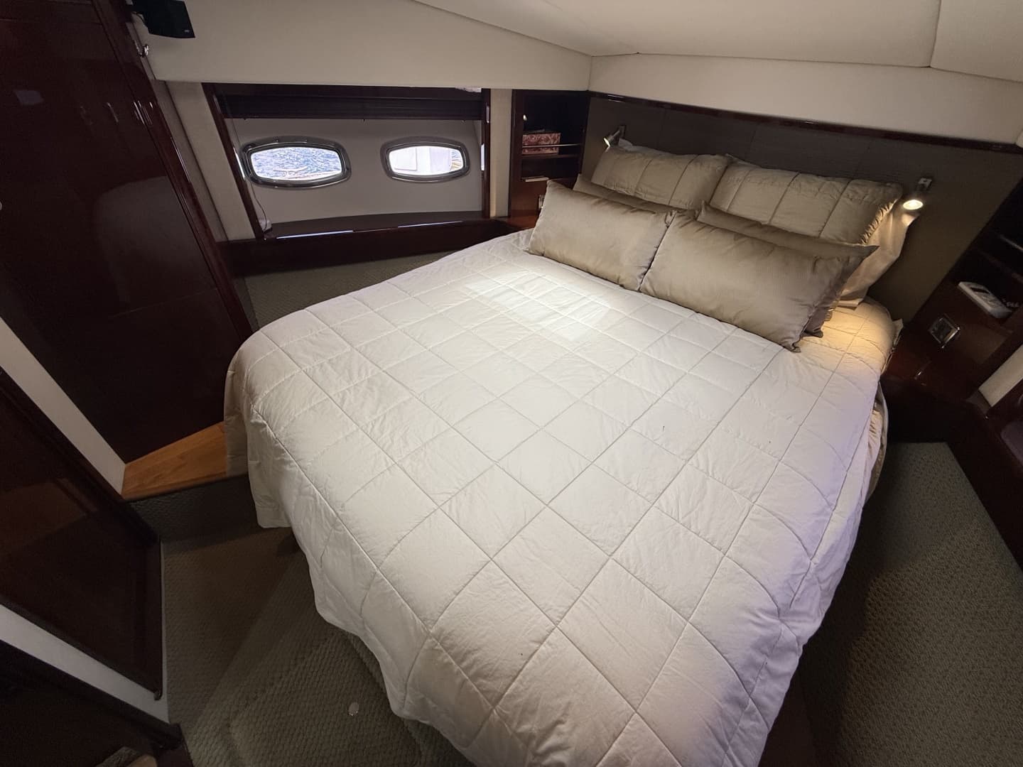 2009 Sea Ray 60 Sundancer - Image 43