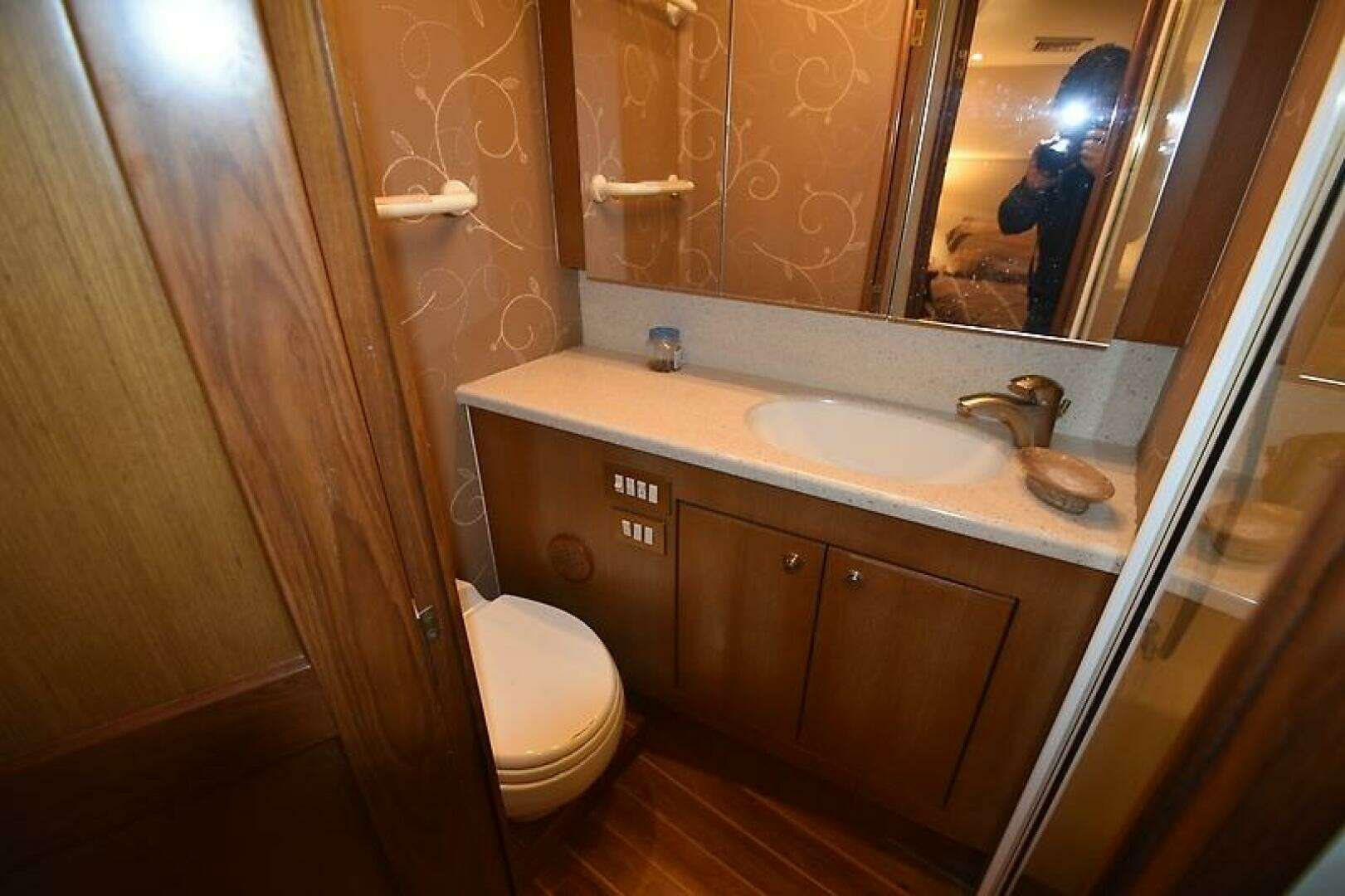 2006 Ocean 46 Super Sport - Image 70