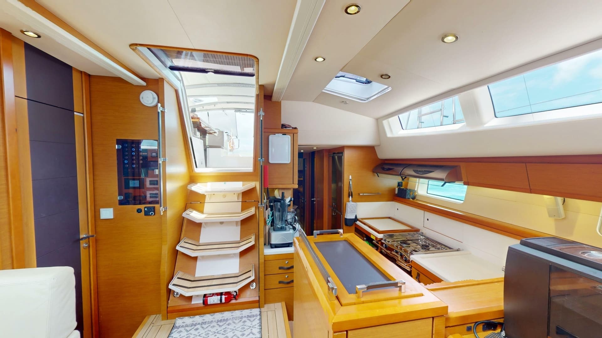 2018 Jeanneau 64 - Image 14