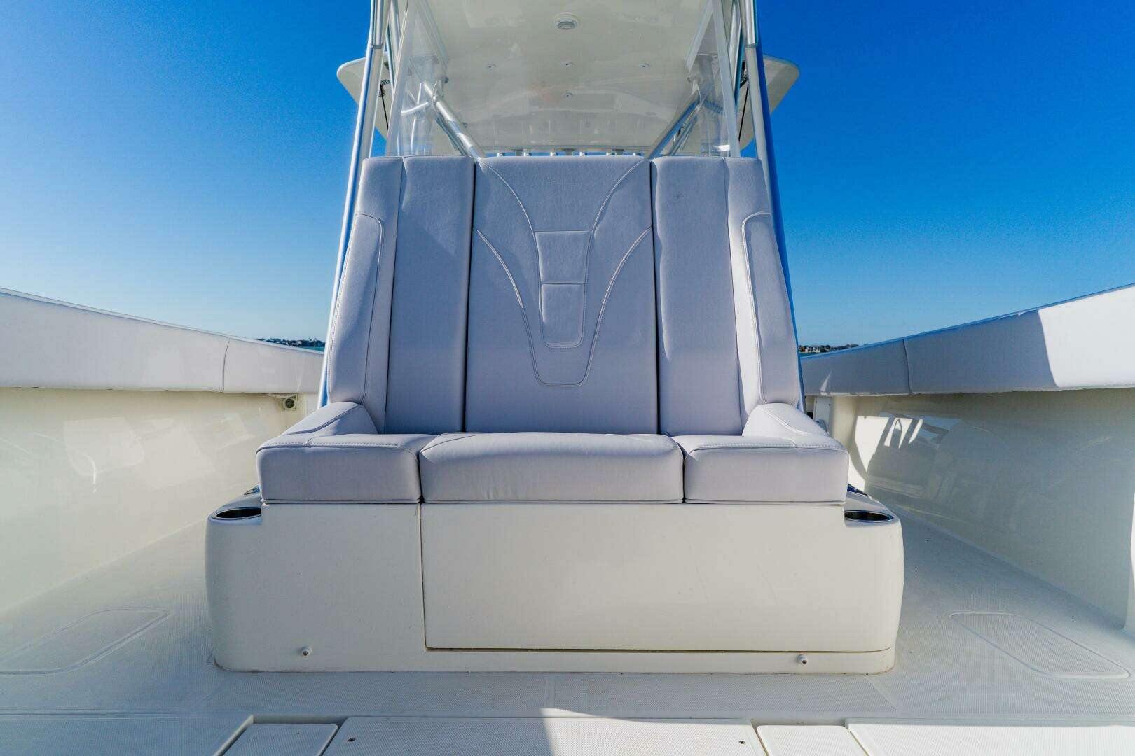 2012 SeaVee 390B - Image 15