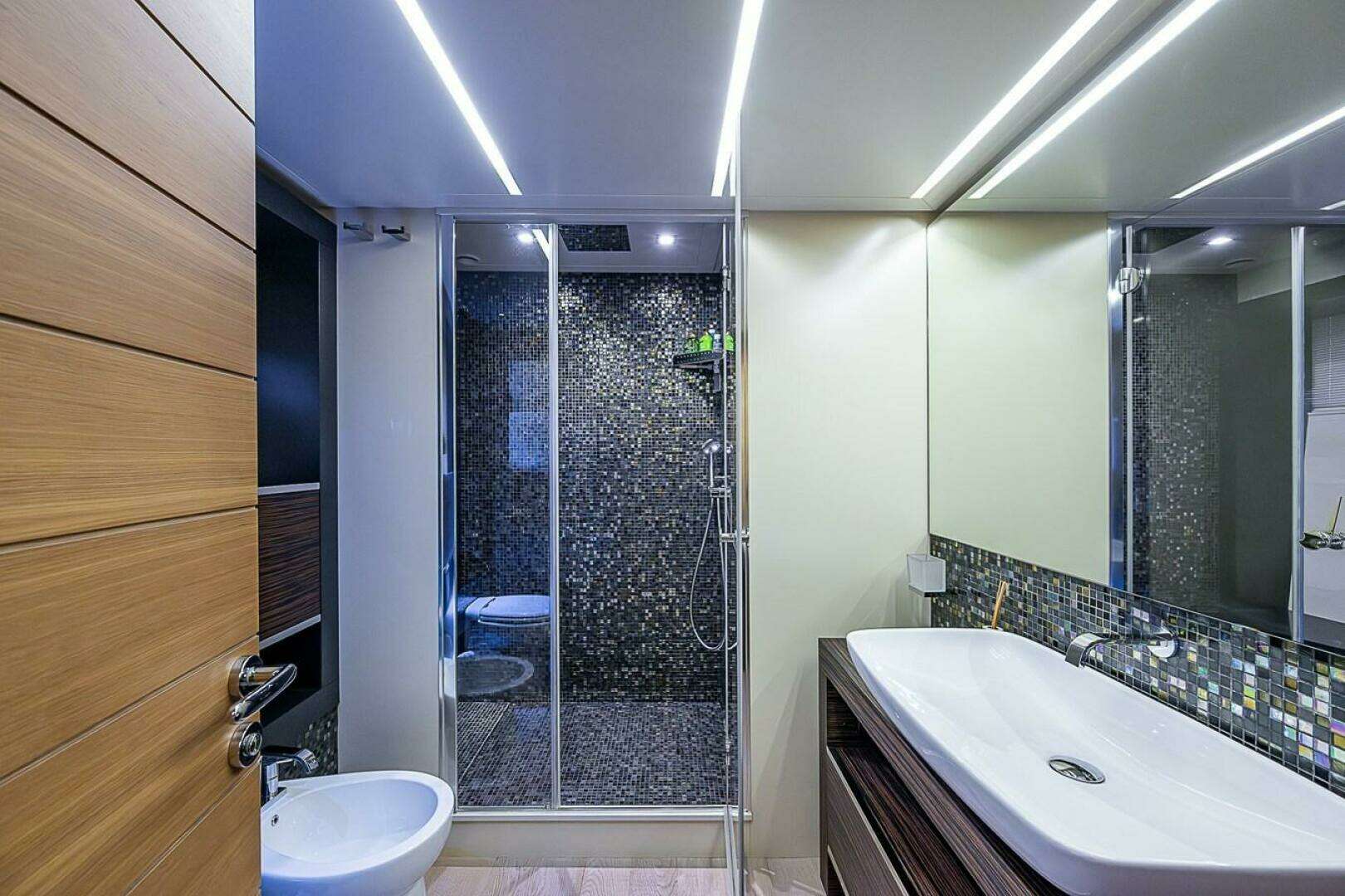 2014 Pershing Pershing 92 - Image 15
