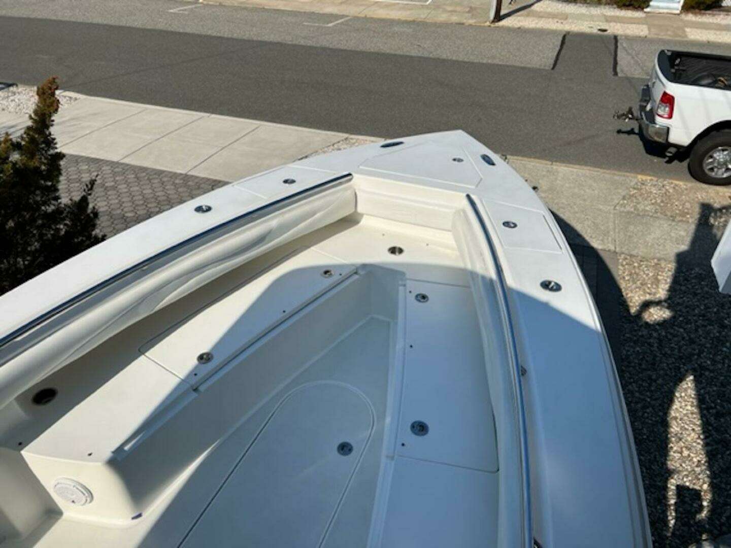 2008 Spectre 34 Center Console - Image 44