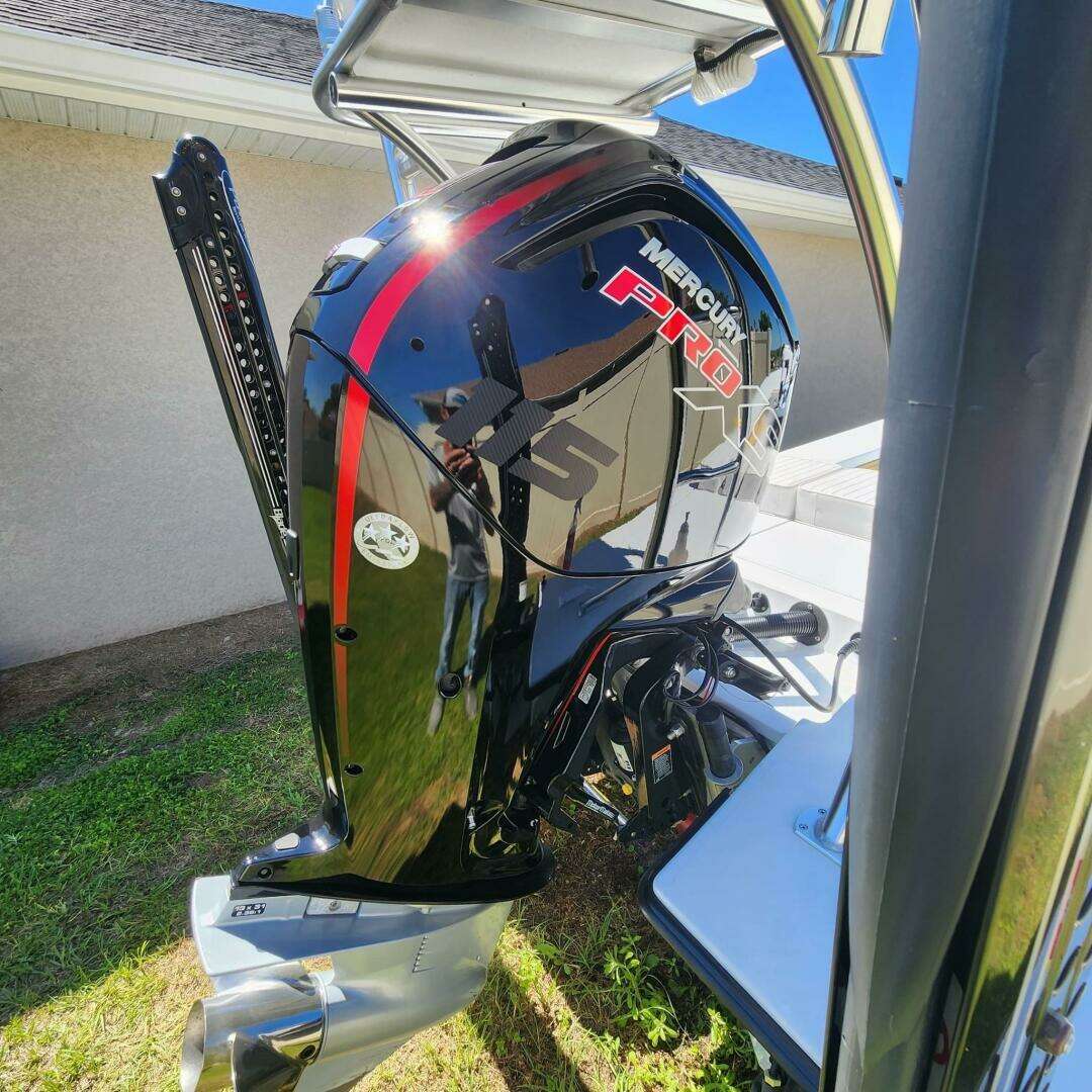 2022 East Cape Vantage VHP - Image 6
