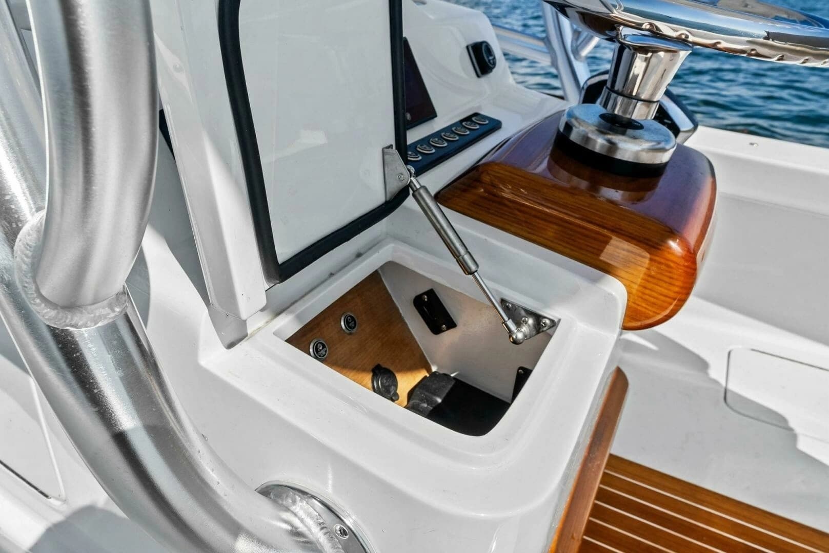 2024 Custom Center Console 26 High Ground Boatworks - Image 41