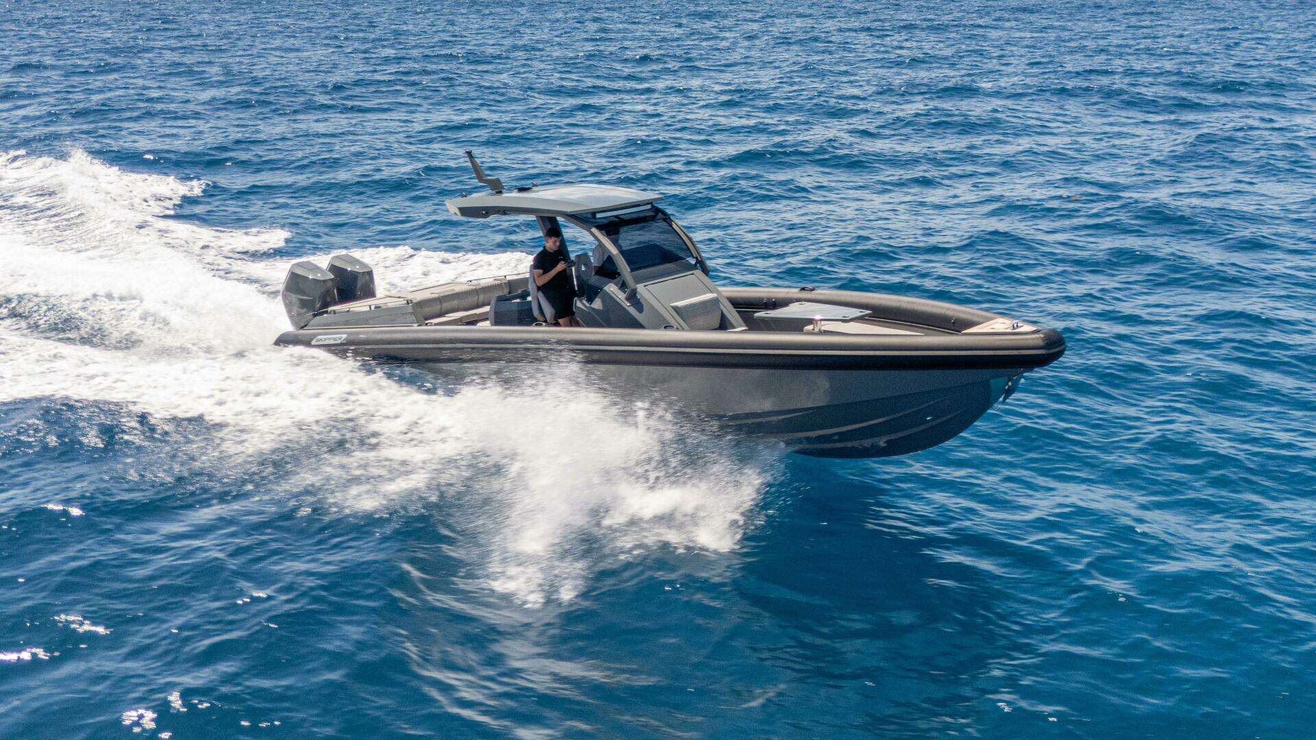 2025 Skipper 38 Sunbed - Image 2