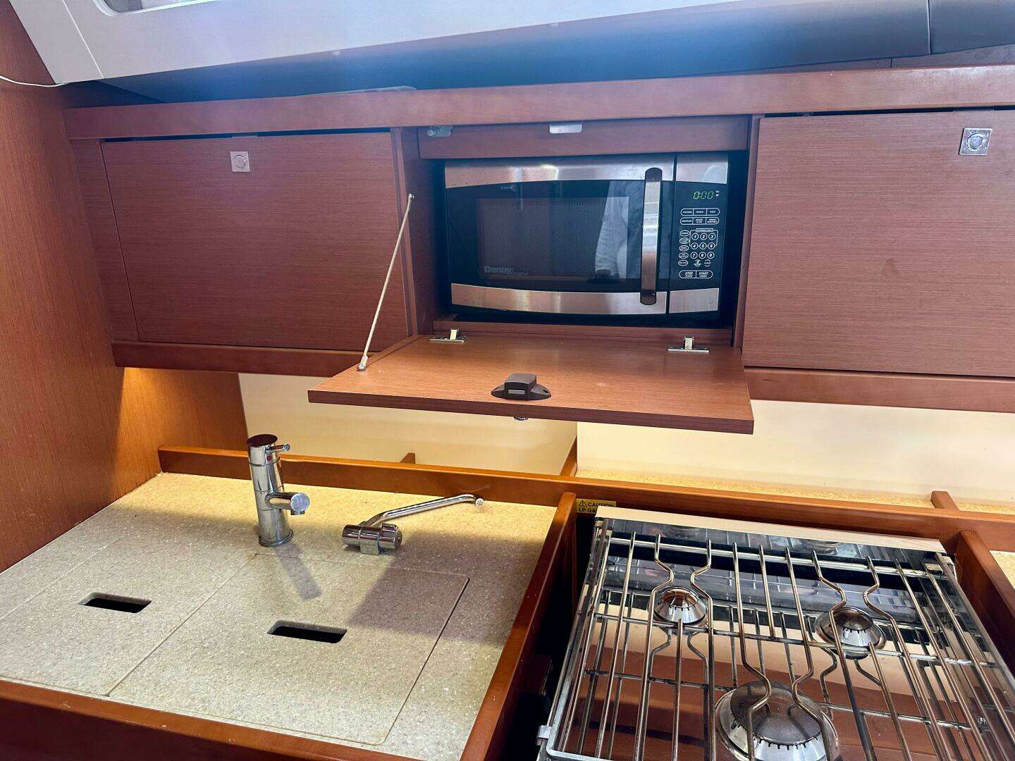 2015 Beneteau Oceanis 45 - Image 59