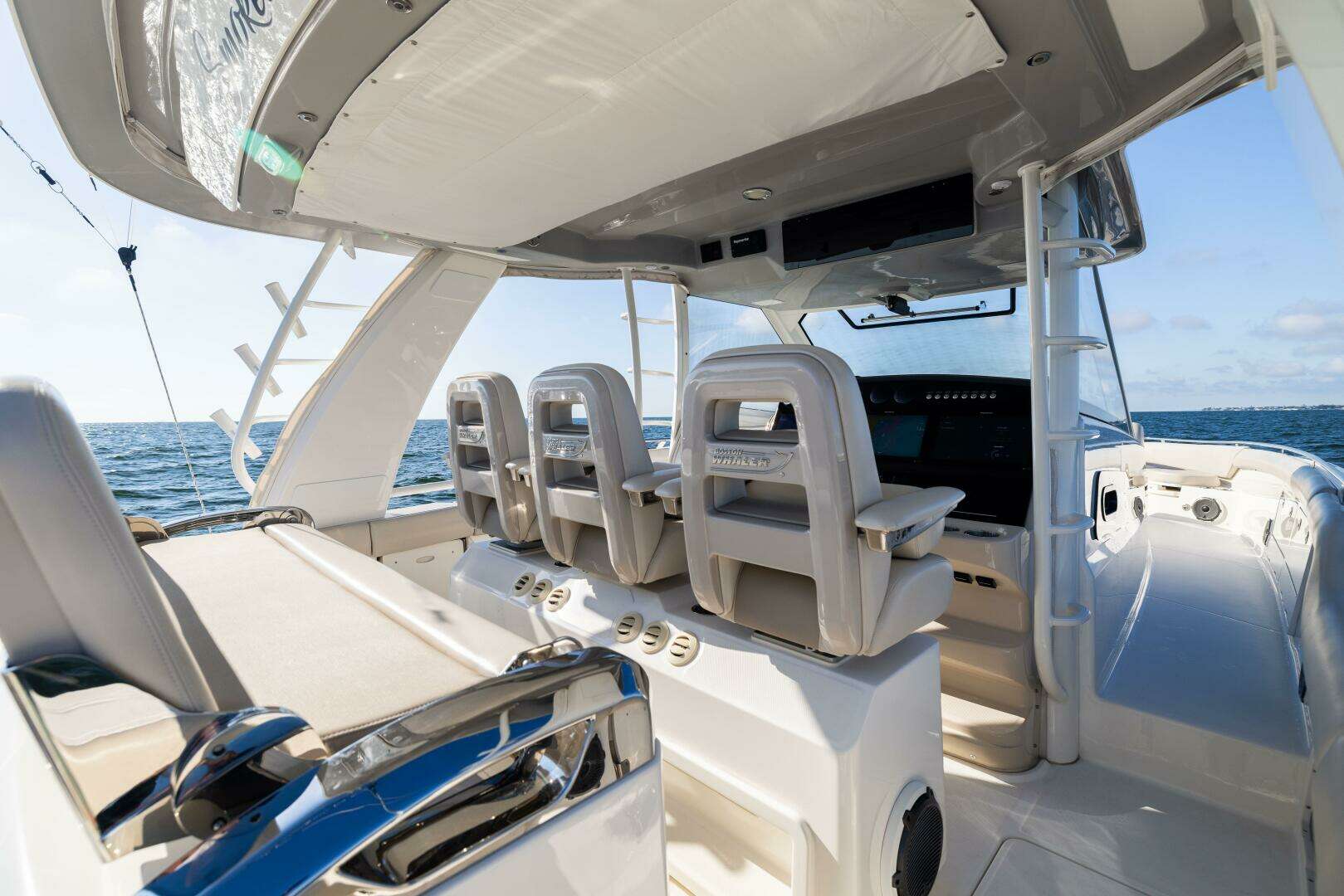 2021 Boston Whaler 420 Outrage - Image 40