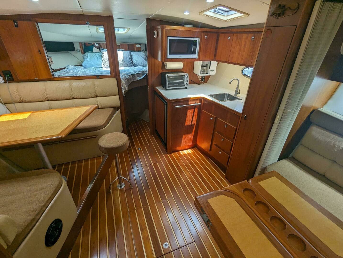 2000 Tiara Yachts 3500 Express - Image 5