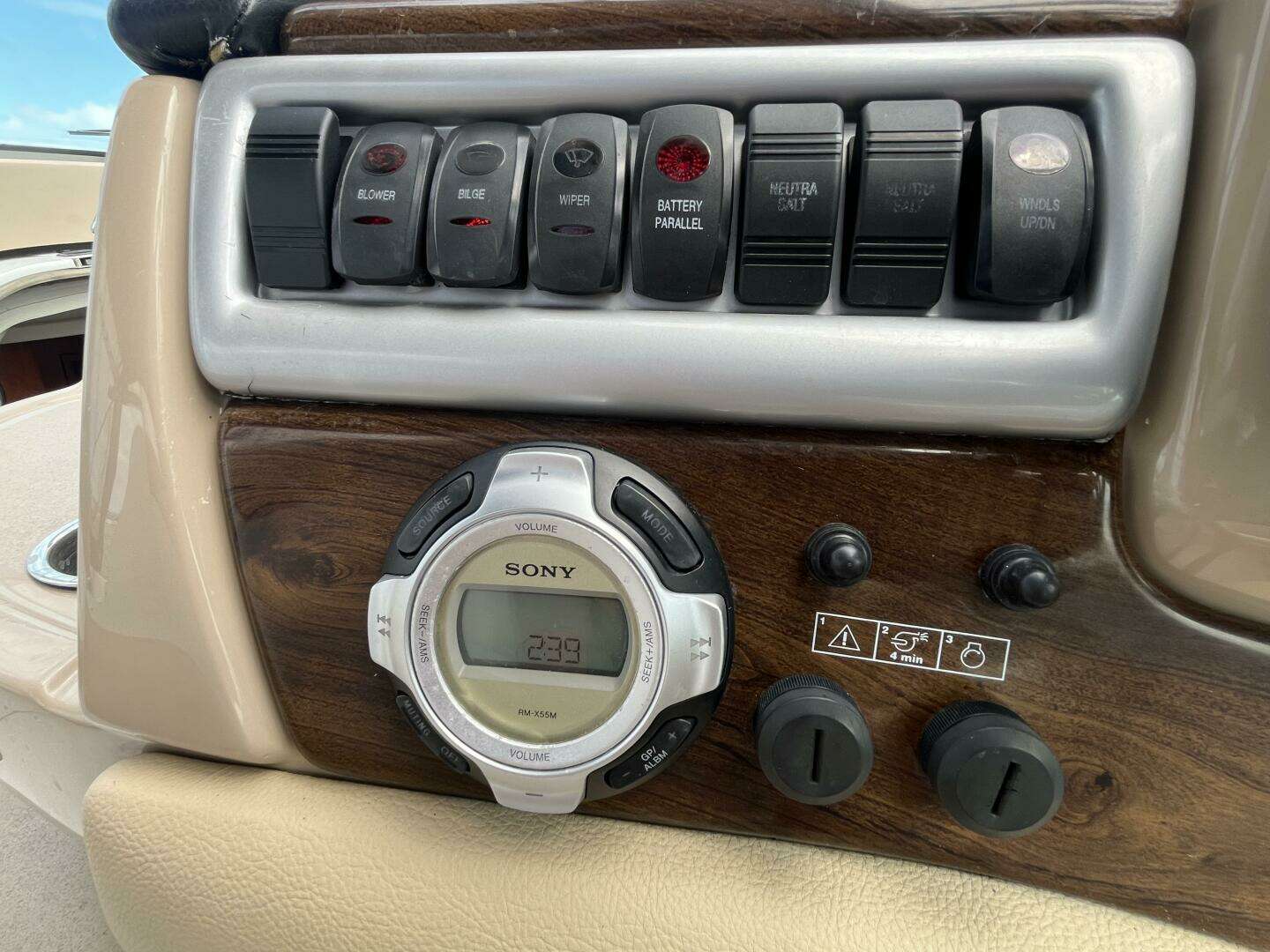 2008 Four Winns V338 - Image 39