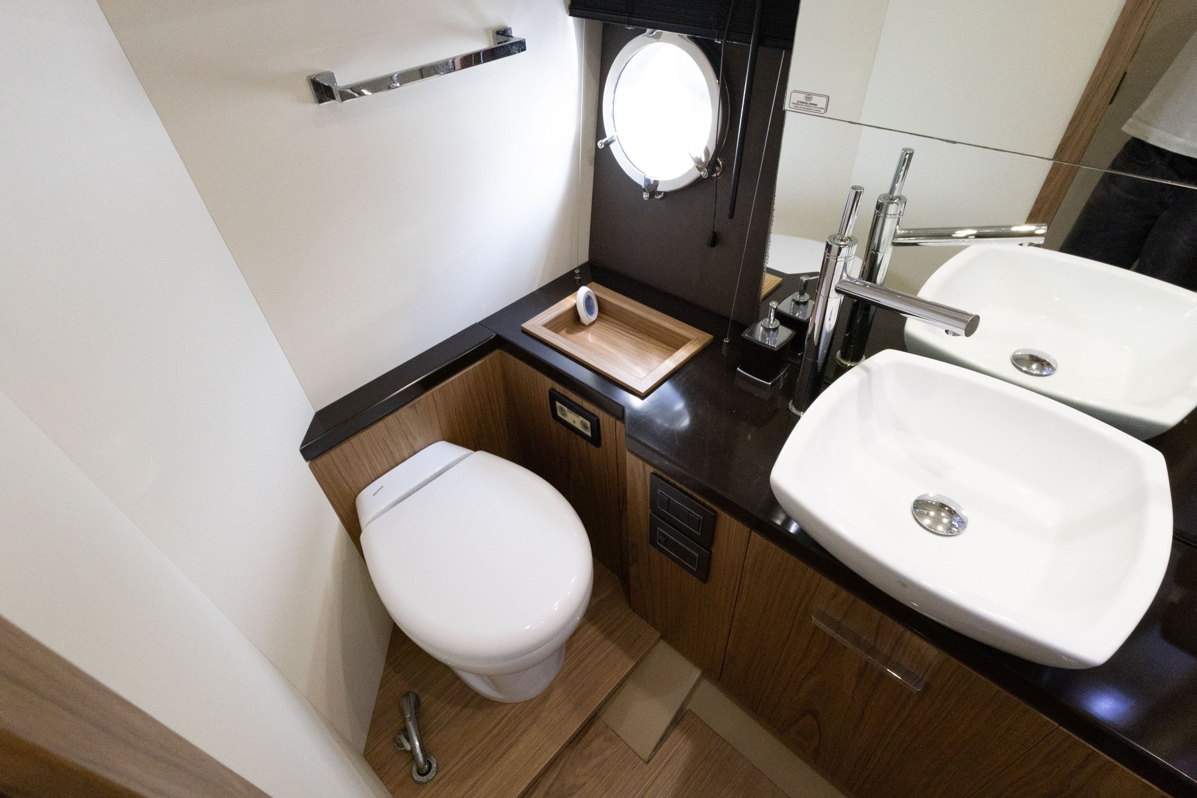2013 Sessa Marine 54 FLY - 33