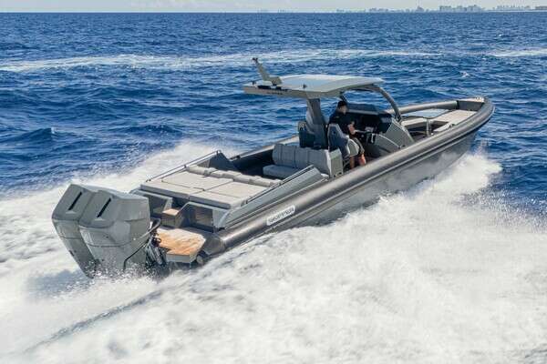 2025 Skipper 38 Sunbed