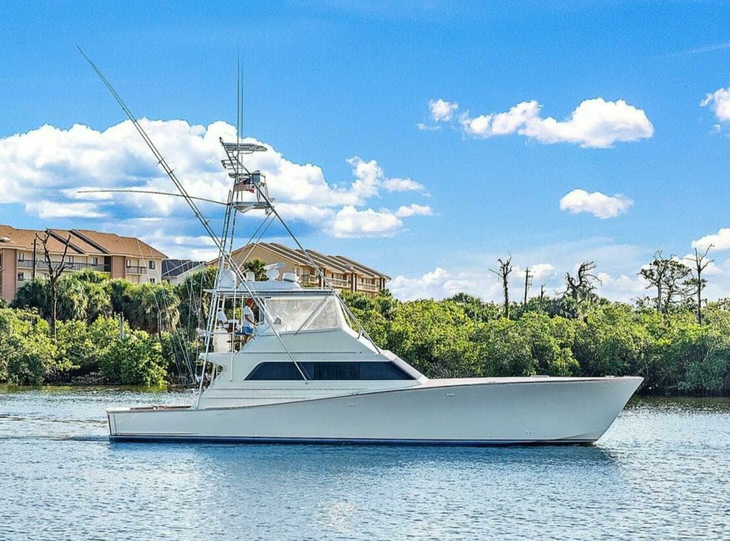 1990 Monterey Custom Sport Fish - Image 2