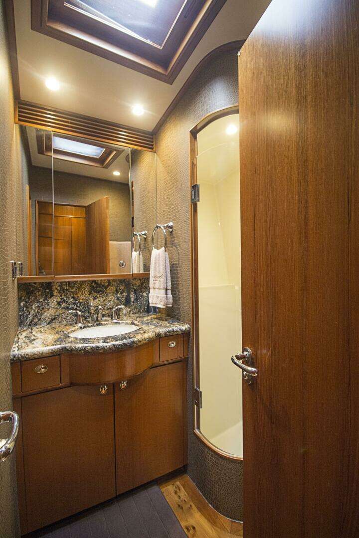 2000 Merritt 80 Sportfish - Image 54